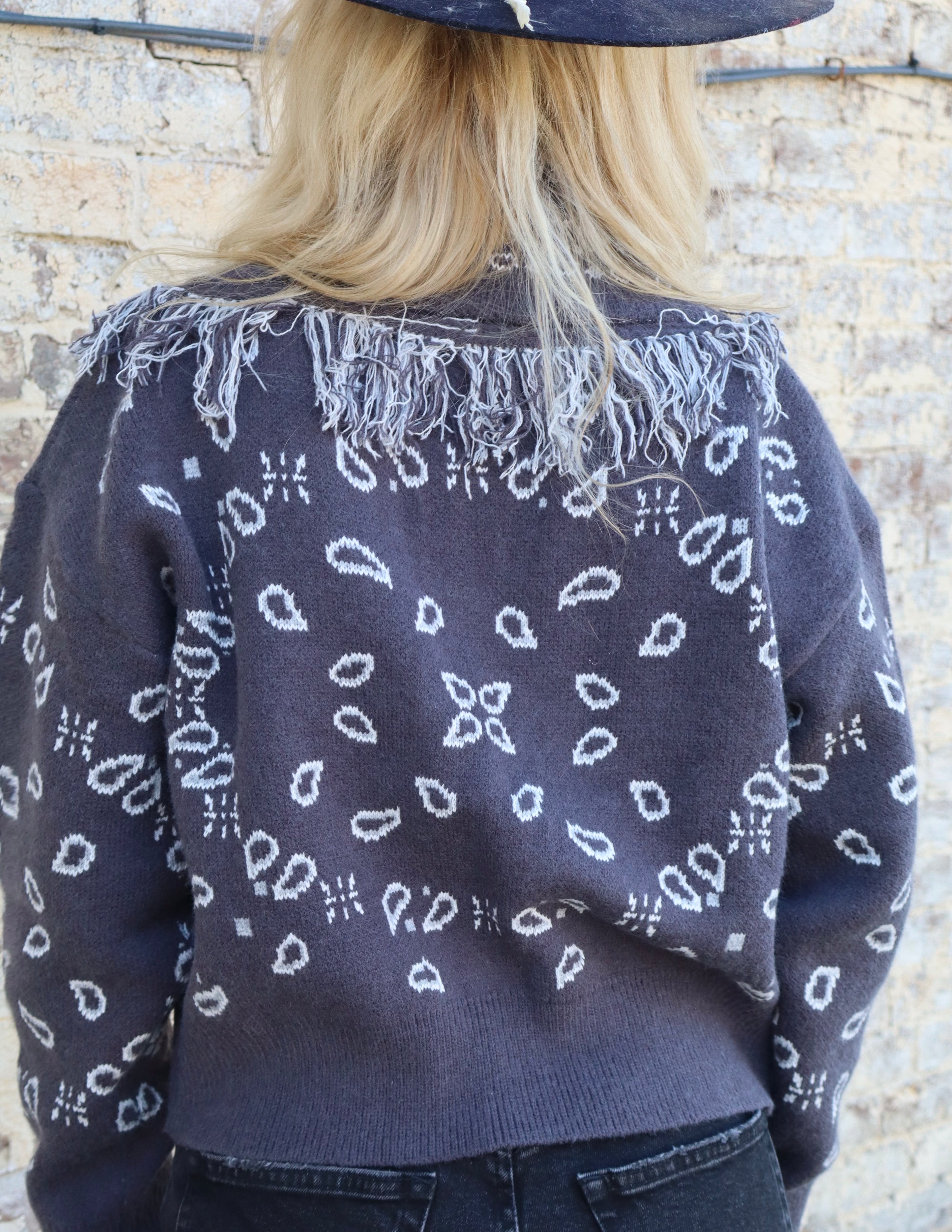 THE TAYLOR SWEATER- DARK GREY