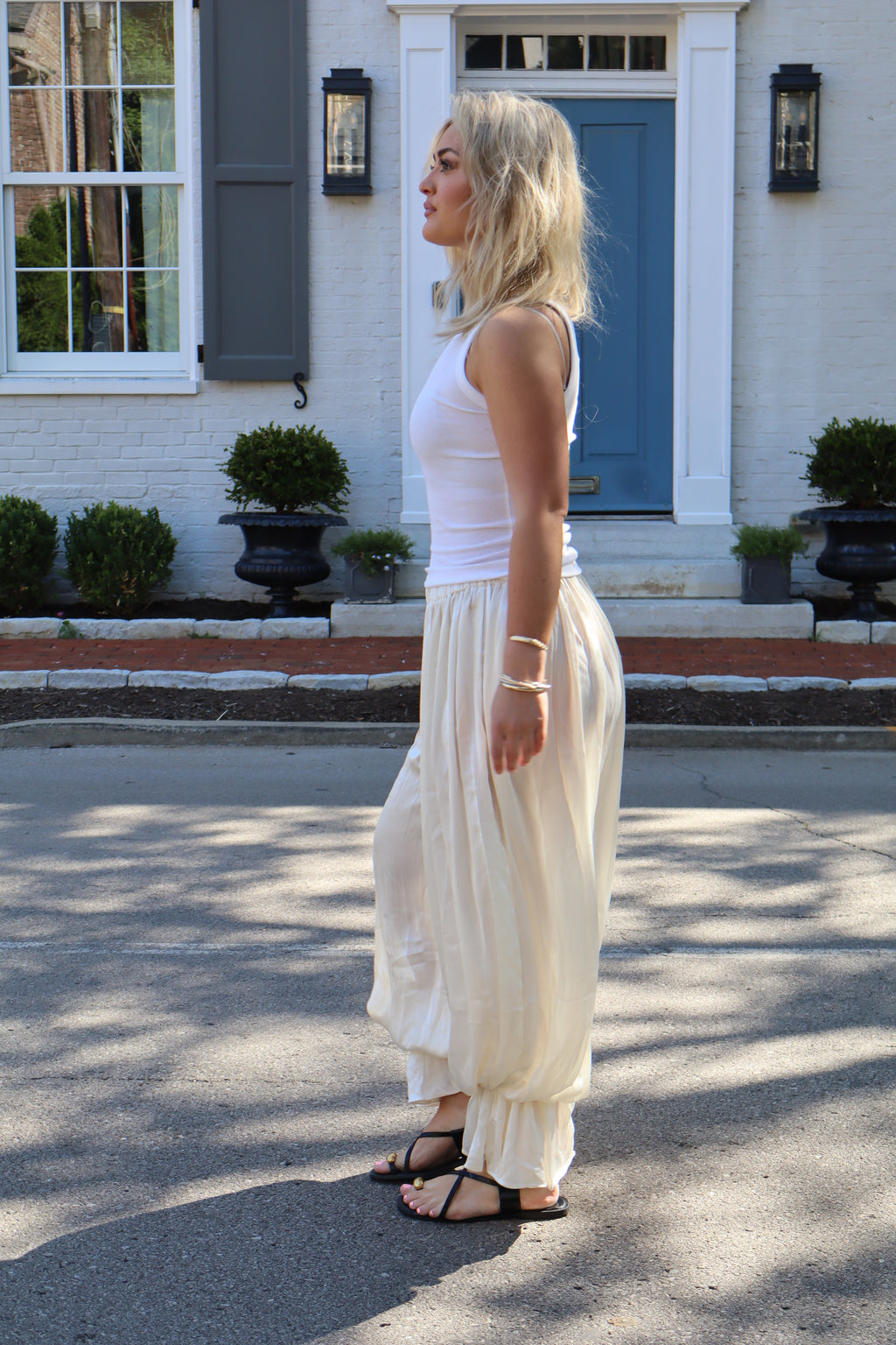 THE JERRI BALLOON PANT- CREAM