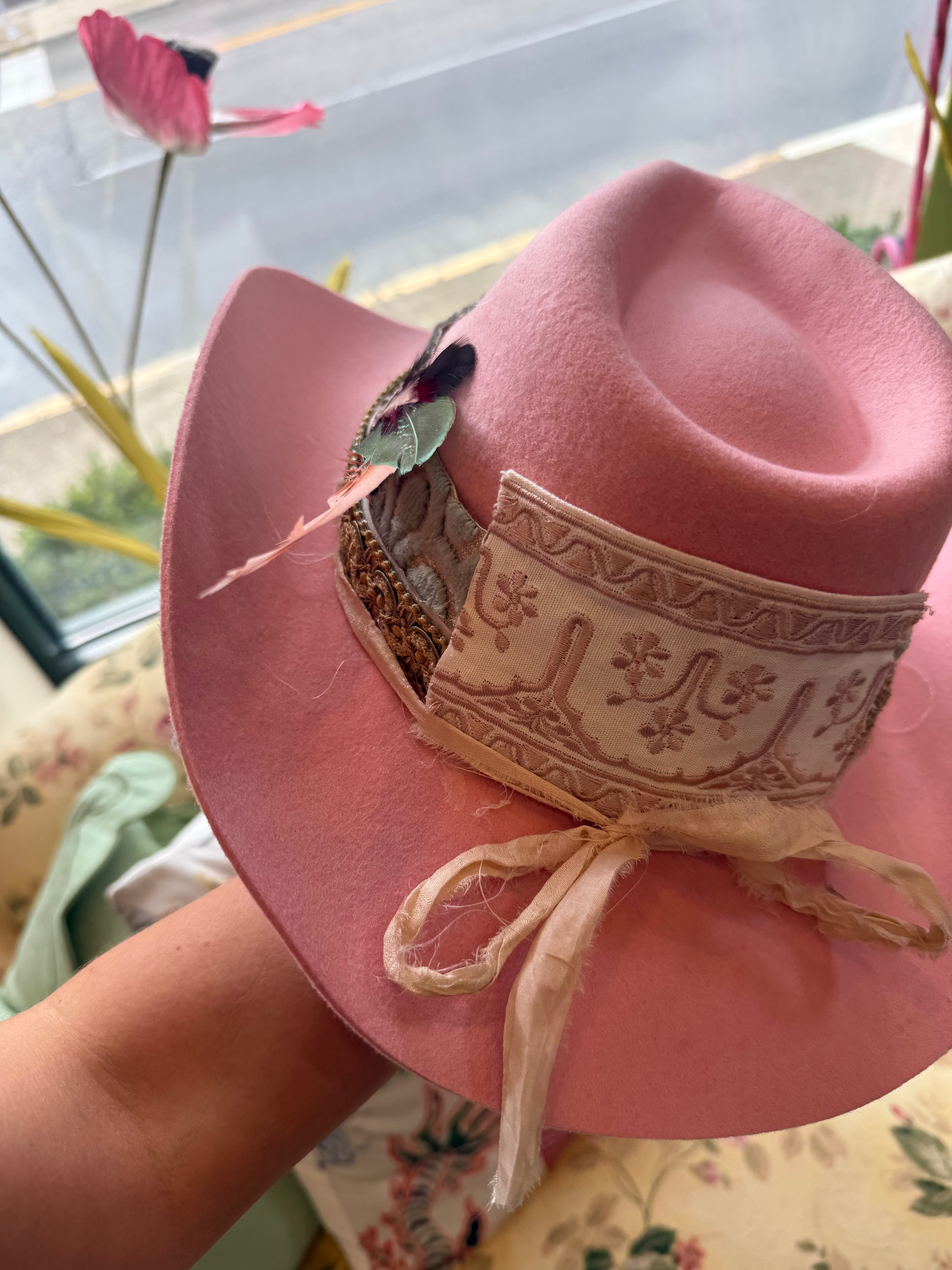 JUNE X KATE LIMITED FELT HAT- ROSE