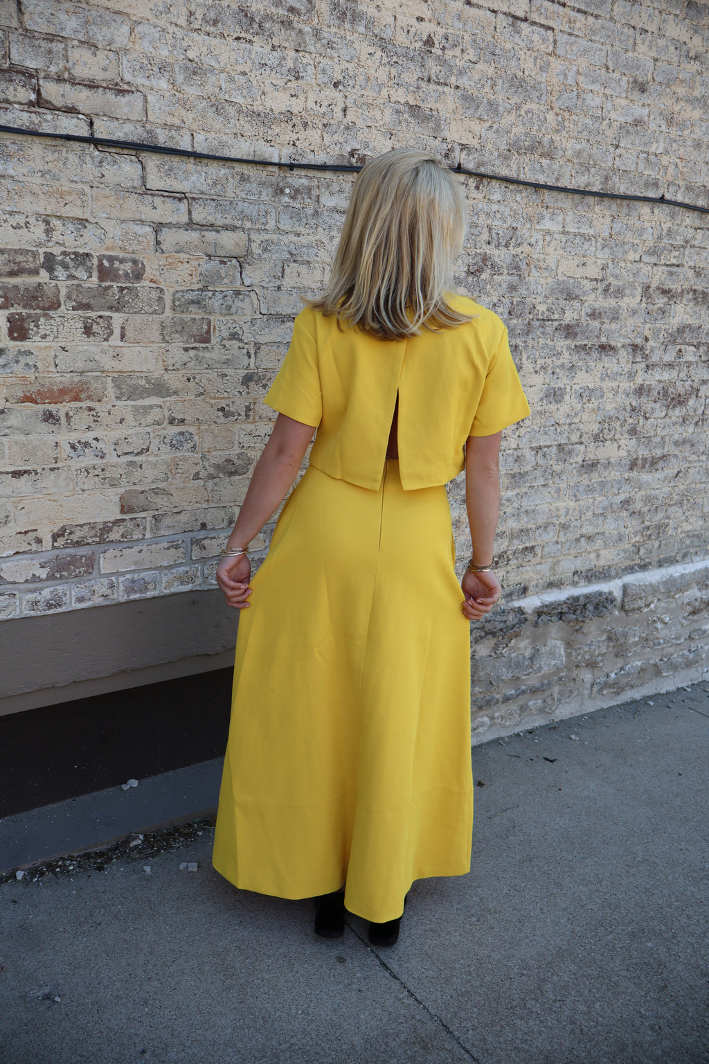 THE GRACE TOP- YELLOW W/ 3D FLORALS