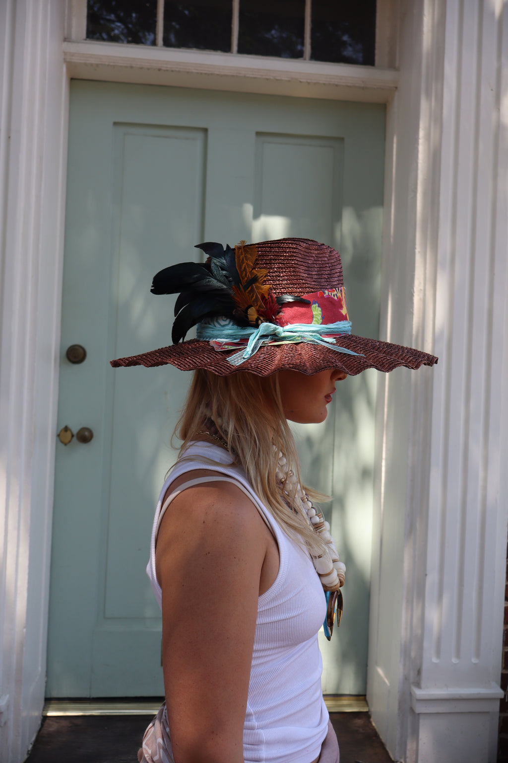 THE MARGARET - BROWN RUFFLE BRIM