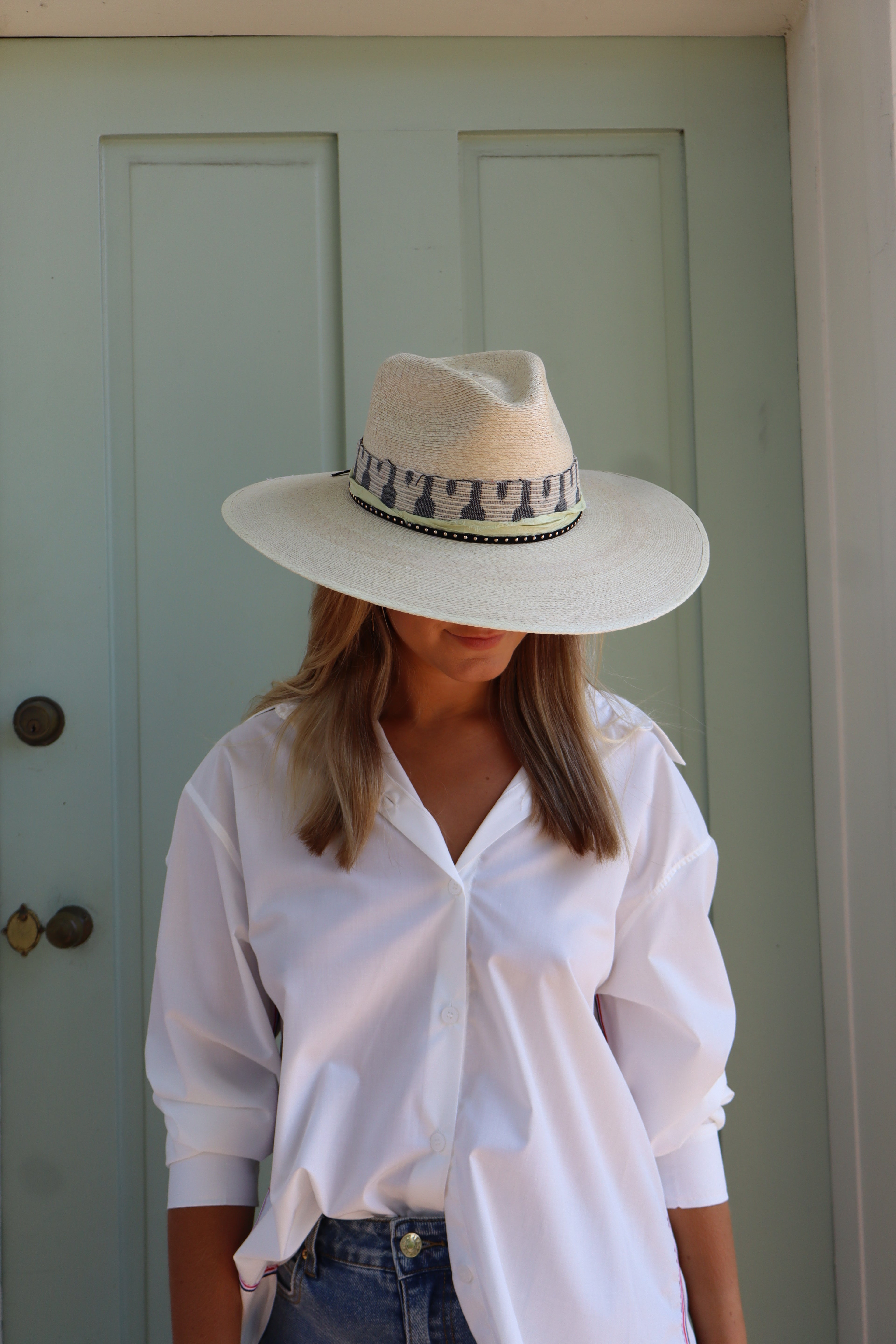 THE LILLIAN STRAW HAT- TAN