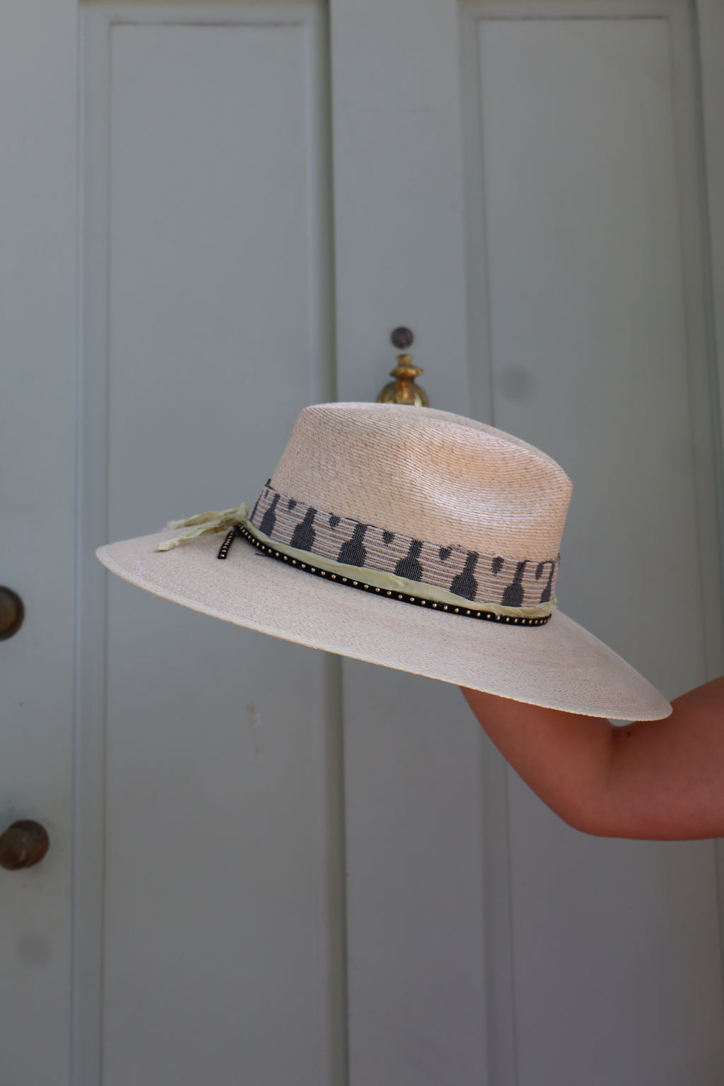 THE LILLIAN STRAW HAT- TAN