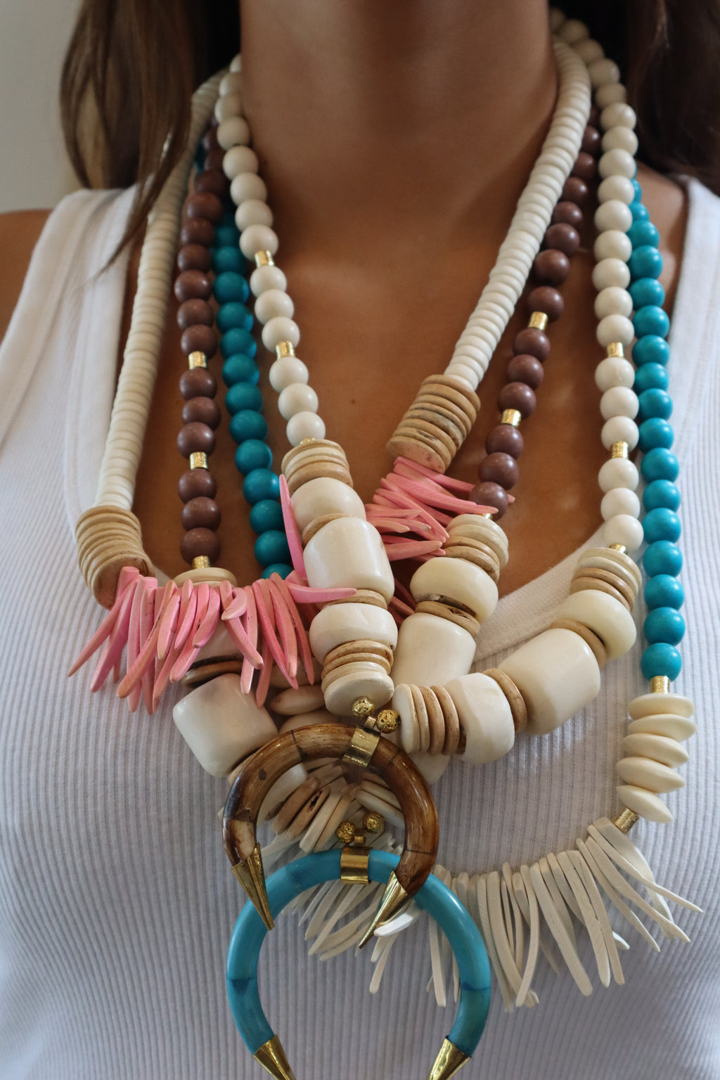 THE SOPHIE BEADED NECKLACE - PINK