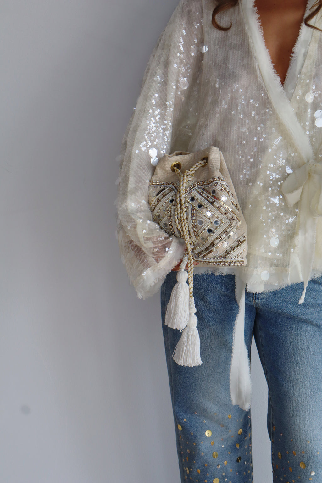 THE FRANCIS BUCKET BAG - IVORY