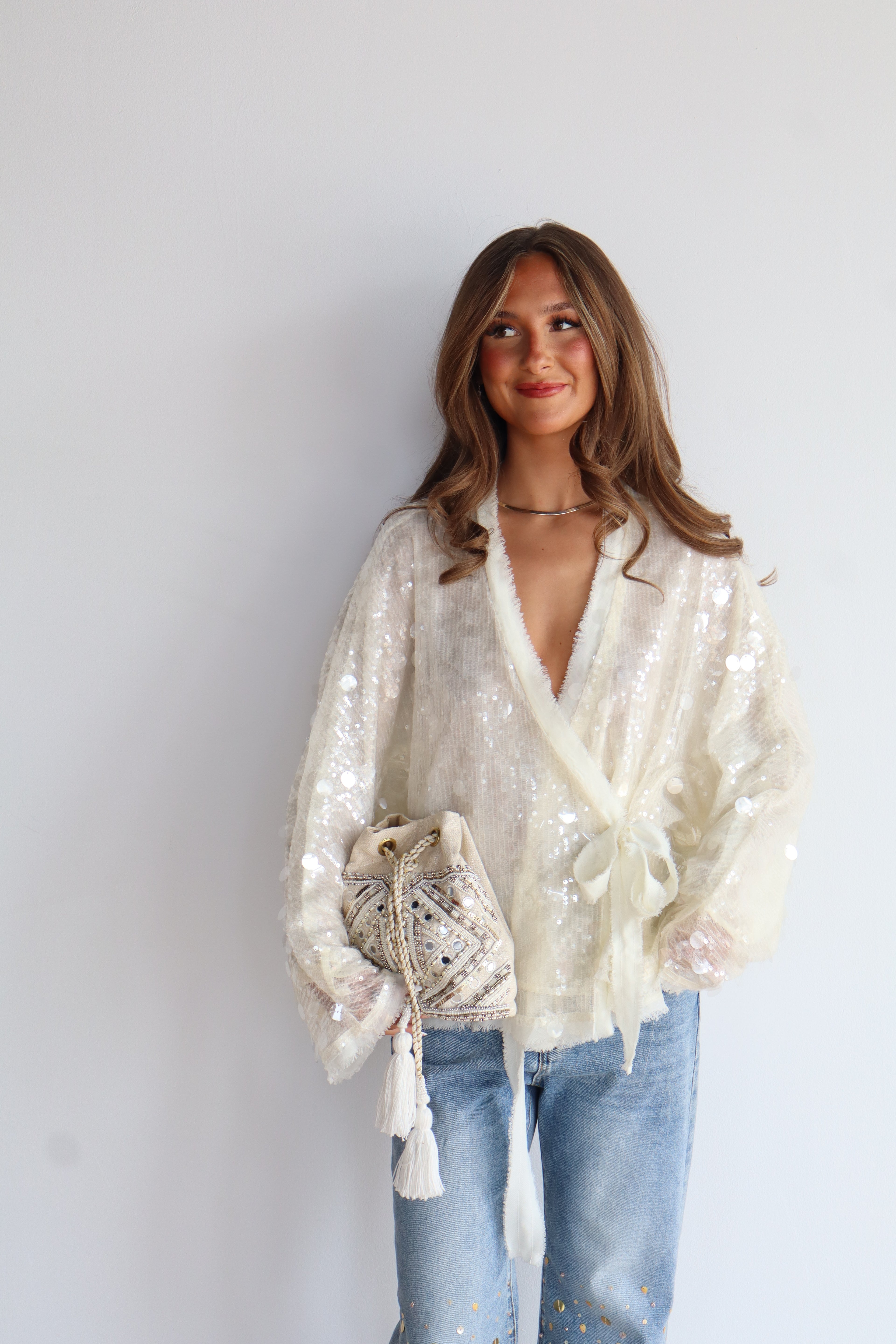 THE FRANCIS BUCKET BAG - IVORY